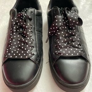 Used Women’s black and poka dots Zara basic shoes